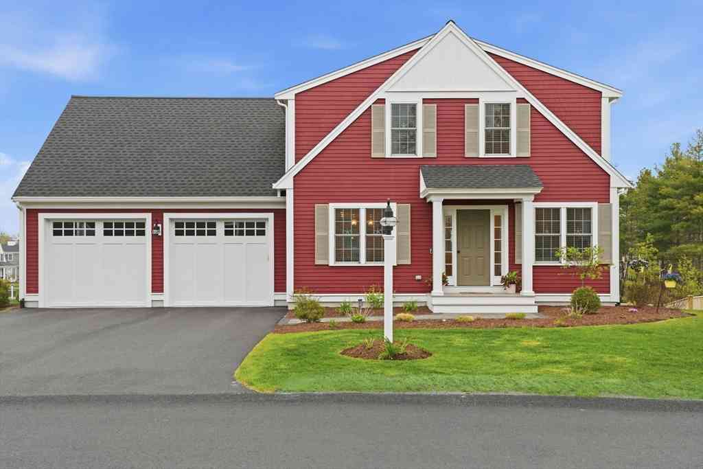 Homes For Sale - 7 Yellow Birch Dr<br/> Plymouth, MA 02360