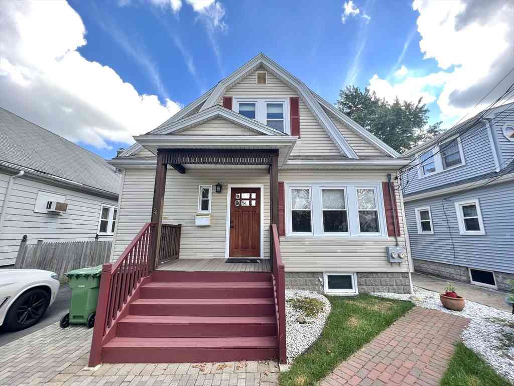 Homes For Rent - 20 Wells Ave #1<br/> Watertown, MA 02472