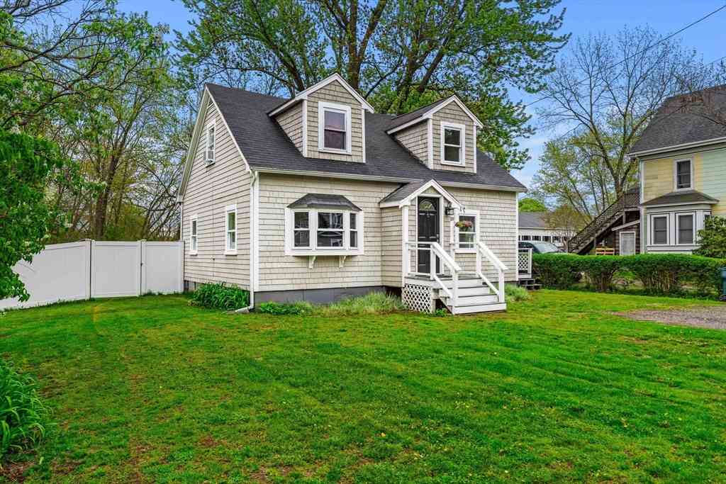 Homes For Sale - 18 Forest Ave<br/> Essex, MA 01929