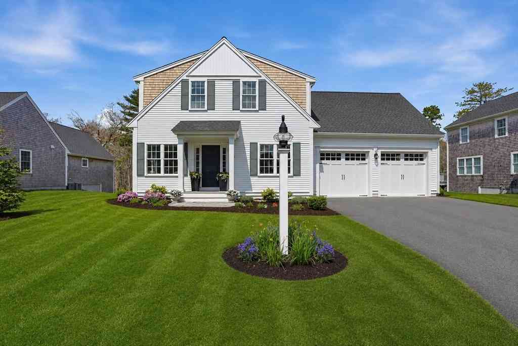 Homes For Sale - 10 Cranberry Farm Rd<br/> Plymouth, MA 02360