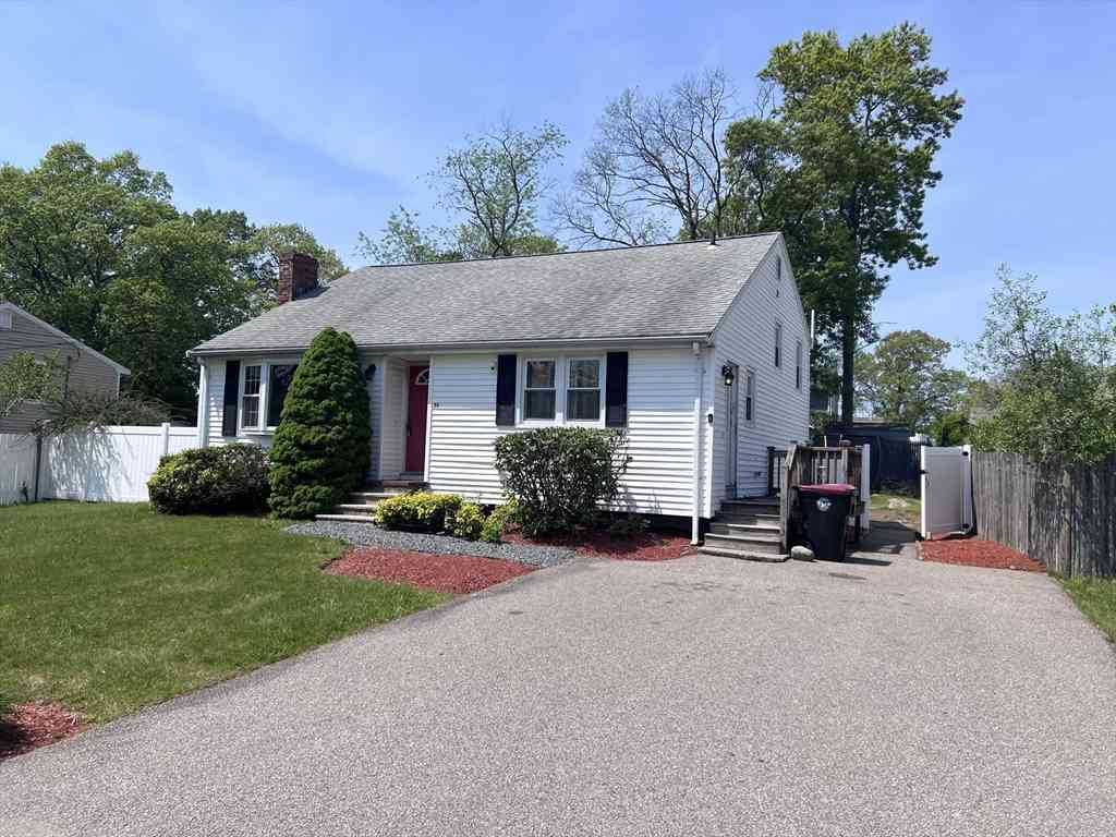 Homes For Sale - 30 Stearns Ave<br/> Plymouth County, Brockton, MA 02302