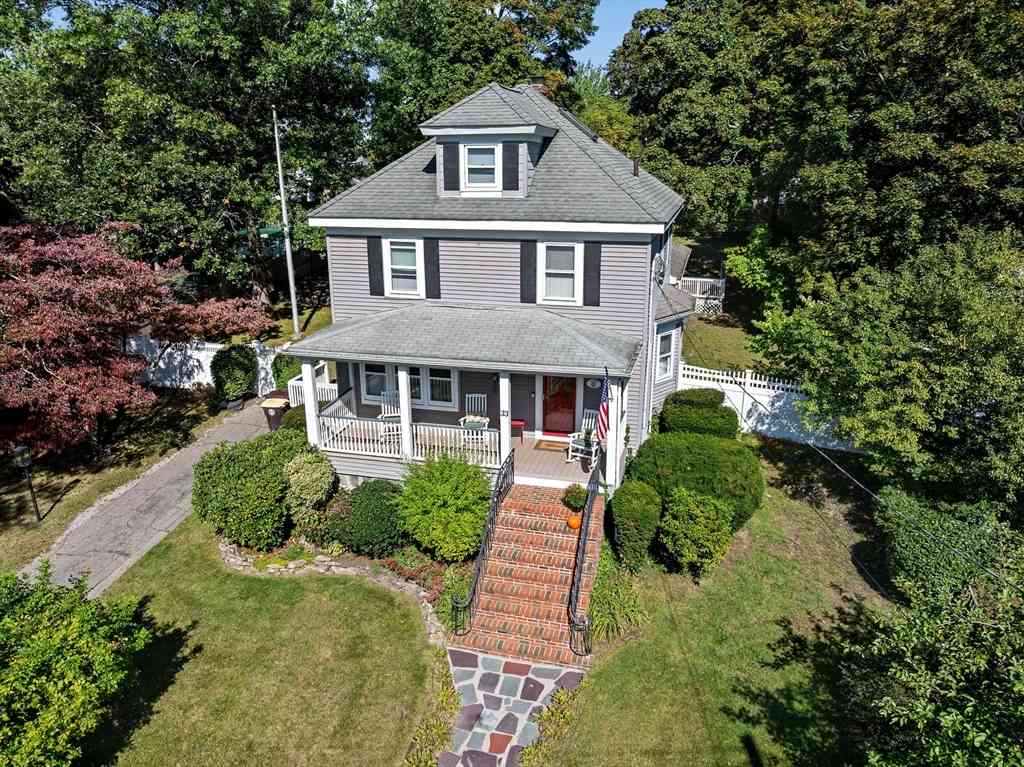 Homes For Sale - 33 Hunt St<br/> Norfolk County, Weymouth, MA 02191