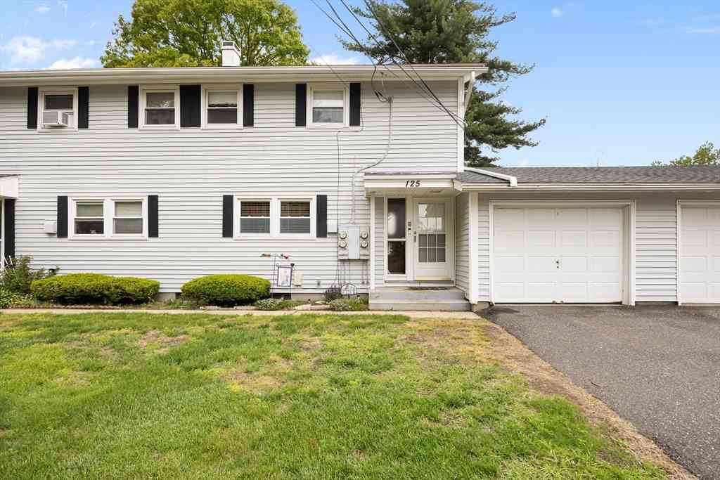 Condo For Sale - 125 Lynwood Drive #6201D<br/> Chicopee, MA 01022