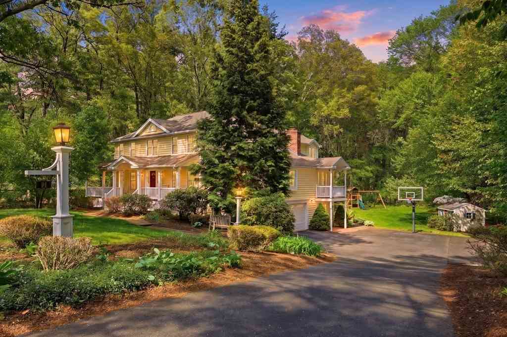 Homes For Sale - 94 College Road<br/> Concord, MA 01742