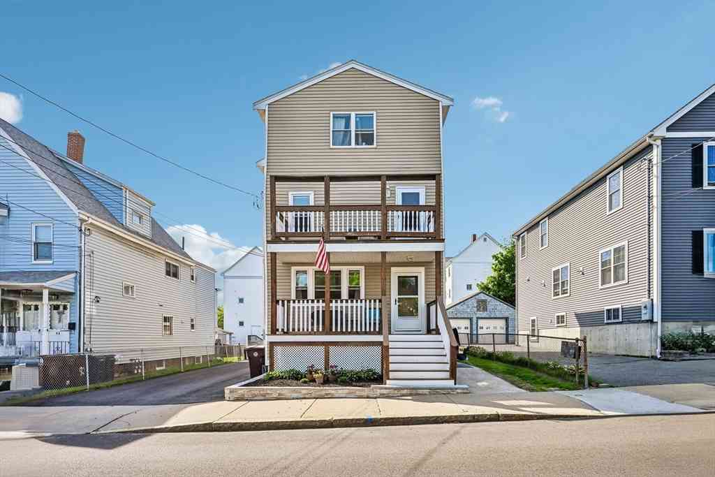 Homes For Sale - 96 Cleveland Ave<br/> Middlesex County, Everett, MA 02149
