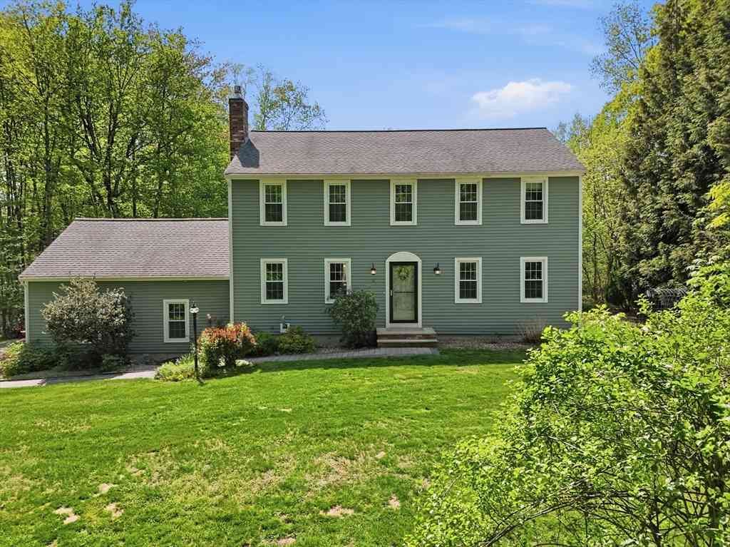 Homes For Sale - 16 Parsonage Hill Rd<br/> Haverhill, MA 01832