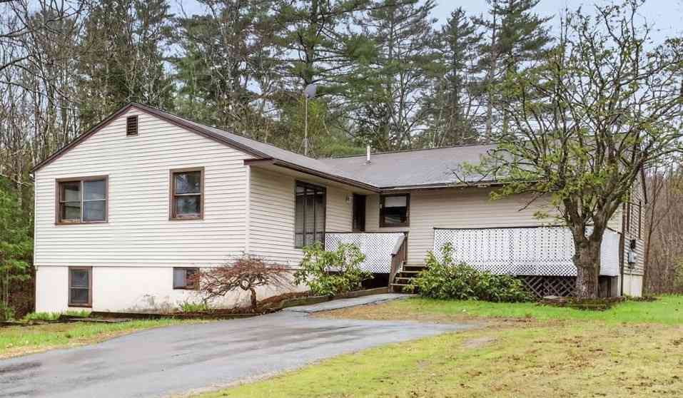 Homes For Sale - 414 Fremont Rd<br/> Rockingham County, Chesterfield, NH 03036