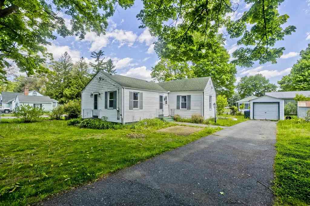 Homes For Sale - 135 Lucerne Road<br/> Springfield, MA 01119