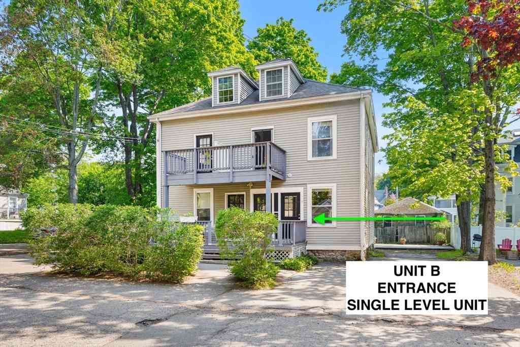 Condo For Sale - 7 Winter St #B<br/> Amesbury, MA 01913