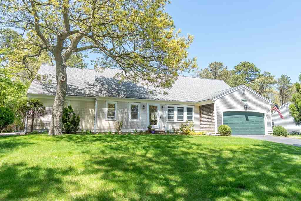 Homes For Sale - 12 Tuckoosa  Rd<br/> Dennis, MA 02660