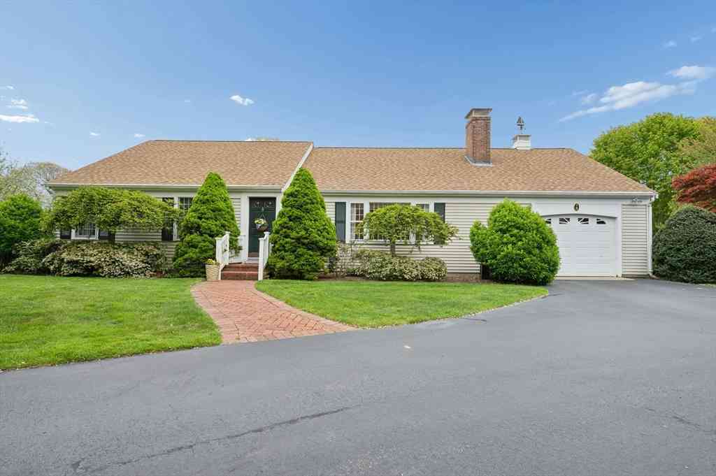 Homes For Sale - 8 Viking Rock Drive<br/> Yarmouth, MA 02664