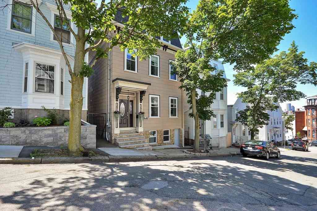 Homes For Rent - 9 Atlantic St<br/> Boston, MA 02127