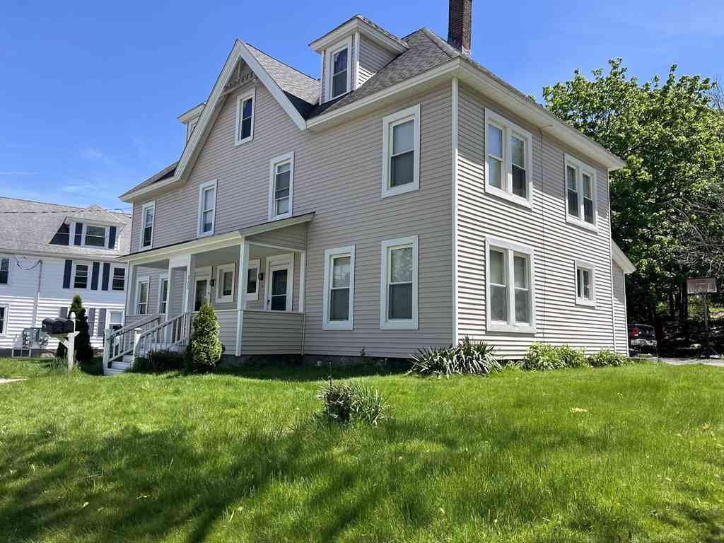 Homes For Rent - 111 Main St<br/> Grafton, MA 01560