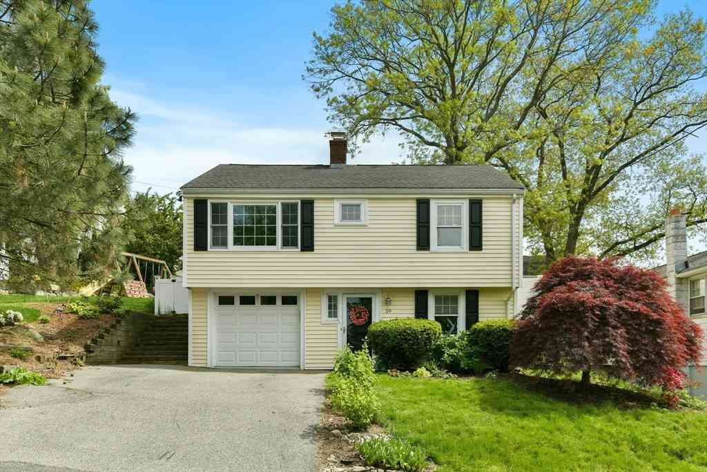 Homes For Rent - 59 Park St<br/> Melrose, MA 02176