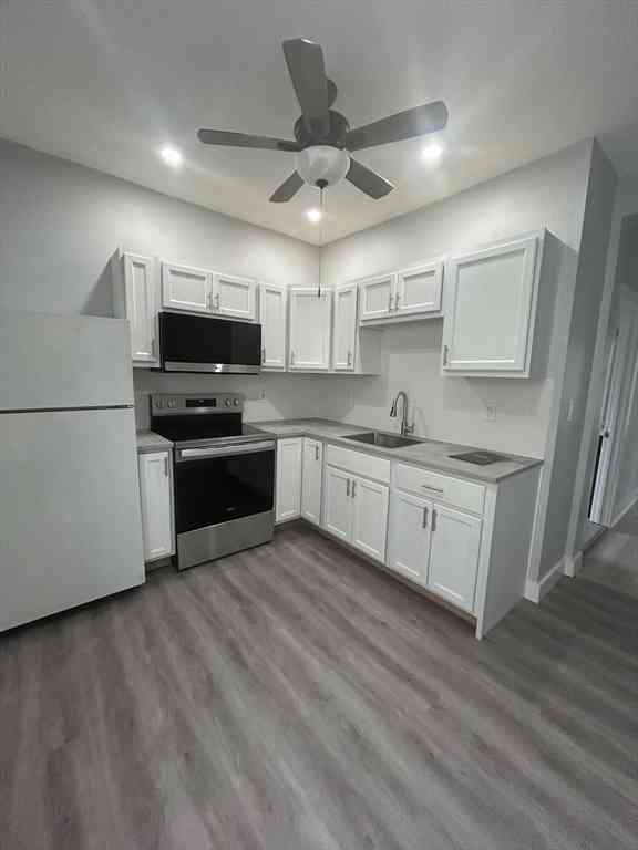 Apartment For Rent - 90 Quequechan St #2<br/> Fall River, MA 02723