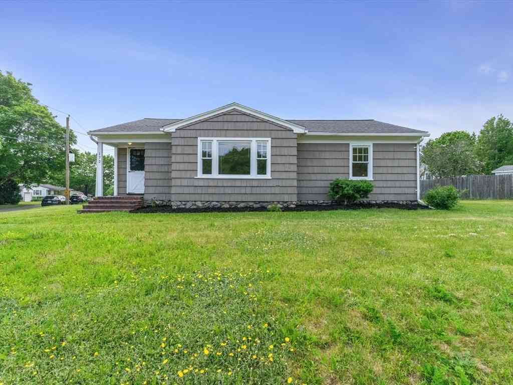 Homes For Sale - 172 Crescent Street<br/> Shrewsbury, MA 01545