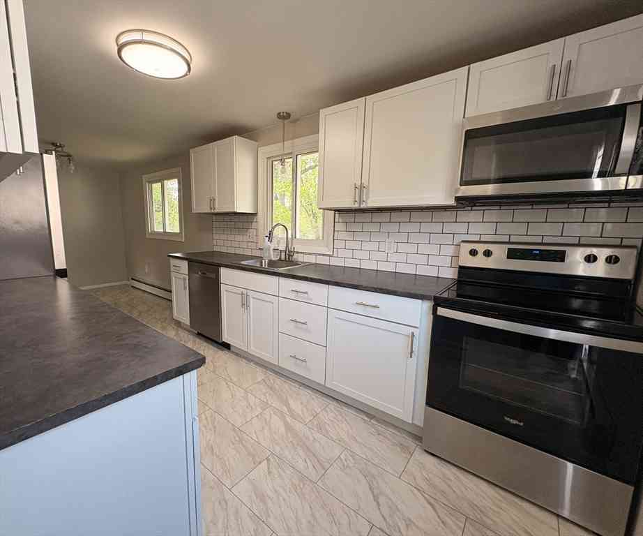 Homes For Rent - 62 Till Street<br/> Enfield, CT 06082