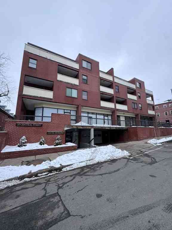 Condo For Rent - 20 Central St #215<br/> Salem, MA 01970