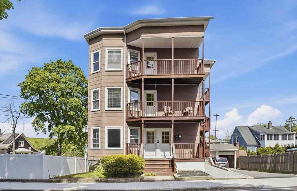 Homes For Rent - 233 Clarendon Street<br/> Fitchburg, MA 01420