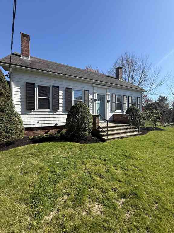 Homes For Rent - 148 Russells Mills Rd<br/> Dartmouth, MA 02748