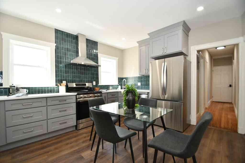 Condo For Sale - 18 Lyon #3<br/> Boston, MA 02122