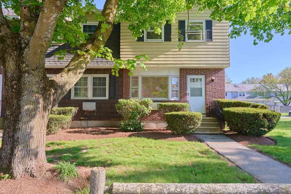 Condo For Sale - 179 Pleasant Valley St #A<br/> Methuen, MA 01844