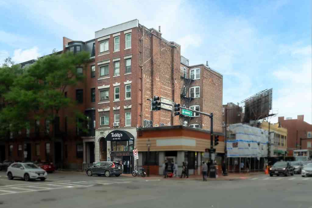 Homes For Rent - 9 Bowdoin St<br/> Boston, MA 02114