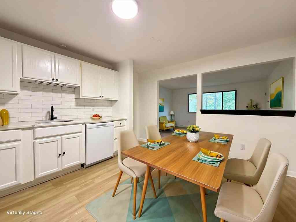 Apartment For Rent - 18 Pierce Street #3B<br/> Foxboro, MA 02035