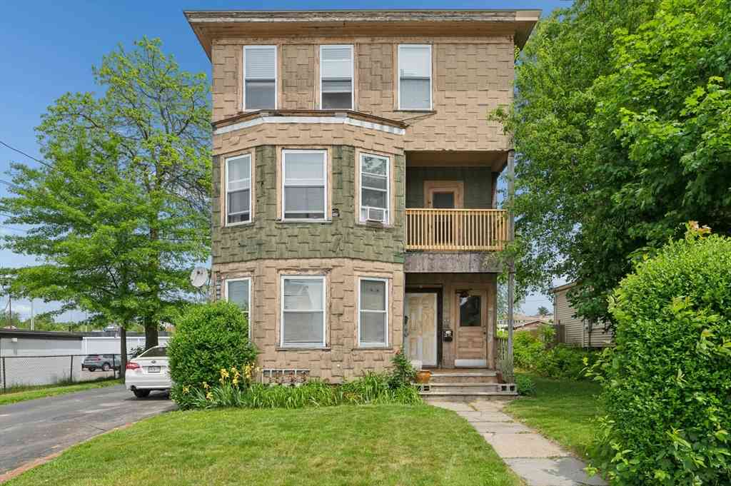 Homes For Rent - 1 Summerhill Avenue<br/> Worcester, MA 01606