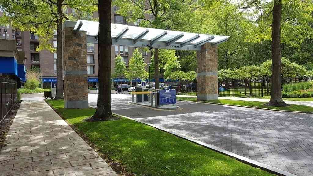Condo For Rent - 44 Washington St. #910<br/> Brookline, MA 02445