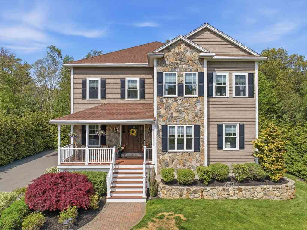 Homes For Sale - 35 Settlers Way<br/> Middlesex County, Tewksbury, MA 01876
