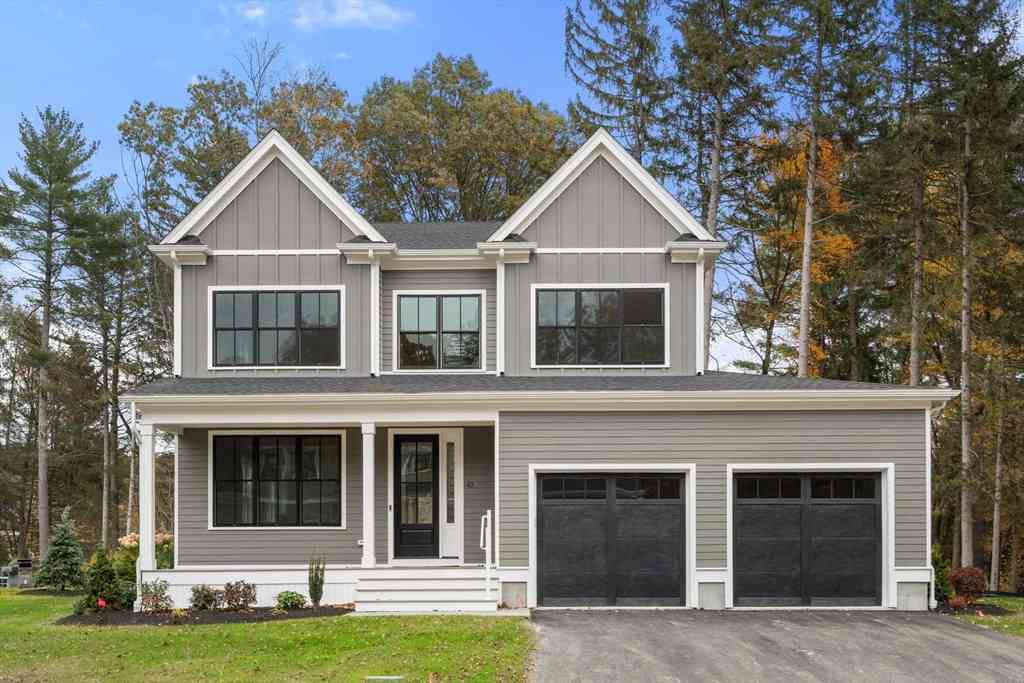 Homes For Sale - 55 Country Farm Road<br/> Middlesex County, Framingham, MA 01701