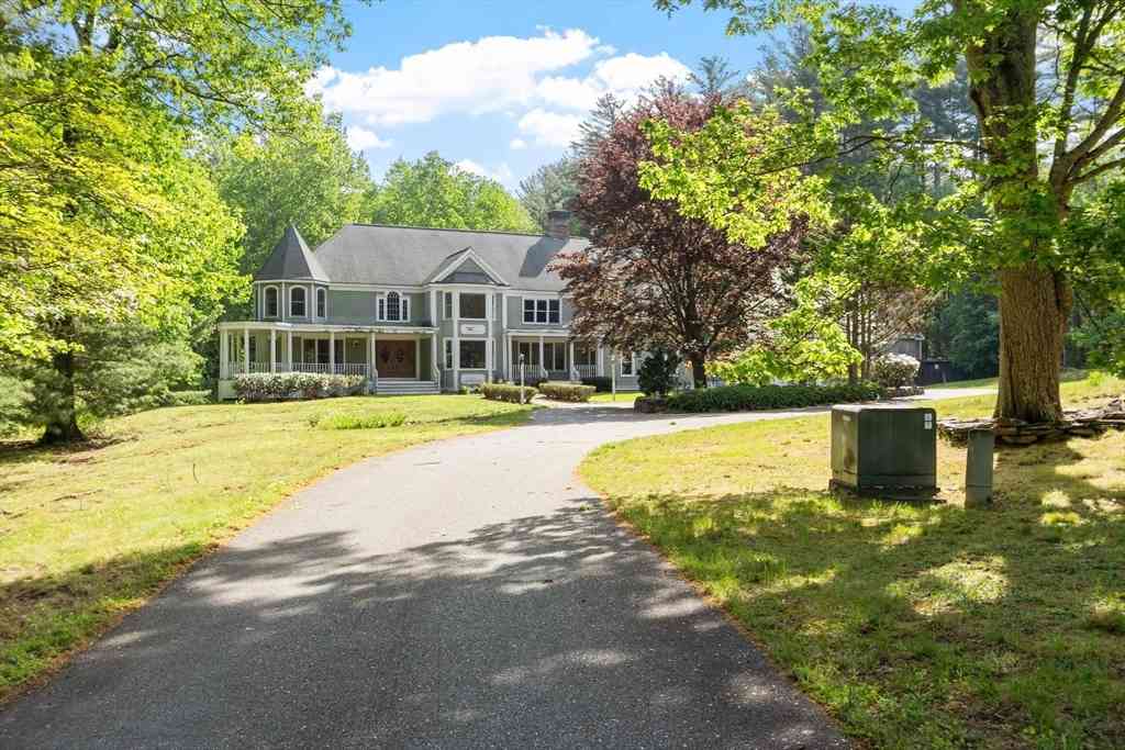 Homes For Sale - 12 Kennedy Lane<br/> Acton, MA 01720