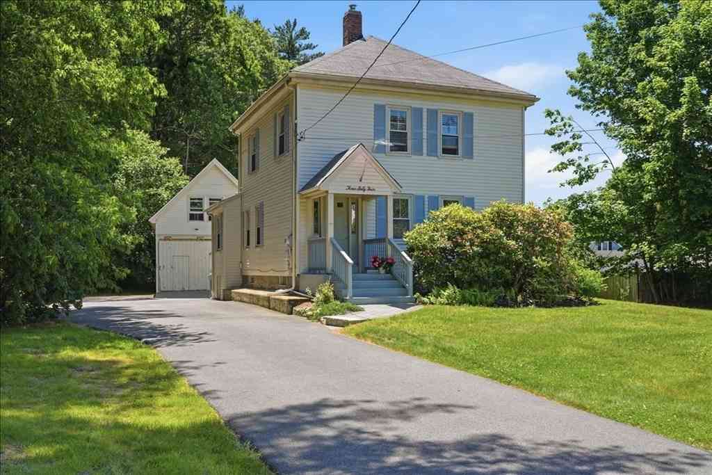 Homes For Sale - 364 North Ave<br/> Rockland, MA 02370