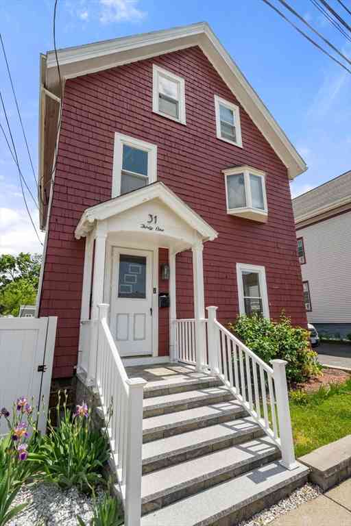 Apartment For Rent - 31 Wardwell Ave #1<br/> Lynn, MA 01902