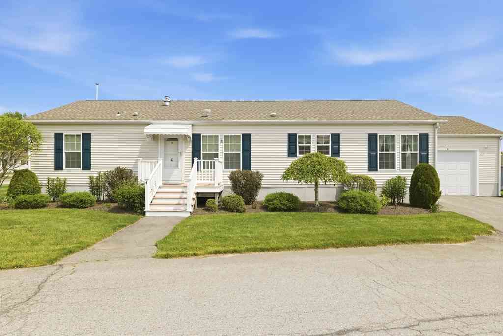 Homes For Sale - 4 Fairway Drive<br/> Plymouth County, Brockton, MA 02301
