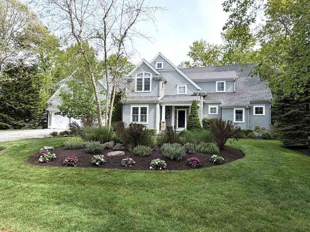 Homes For Sale - 4 Tamarack Ln<br/> Sandwich, MA 02563