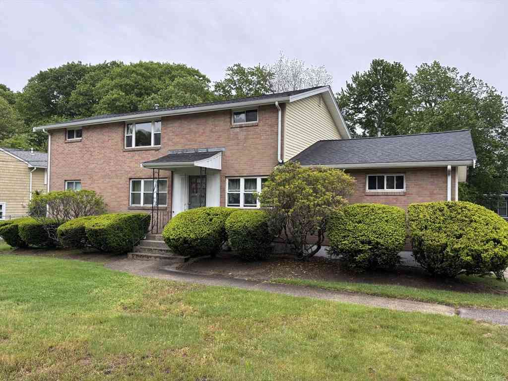 Apartment For Rent - 588 Walpole St. #2ND FL<br/> Norwood, MA 02062