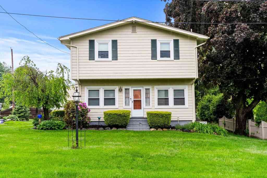 Homes For Sale - 1 Lawton St<br/> Haverhill, MA 01830