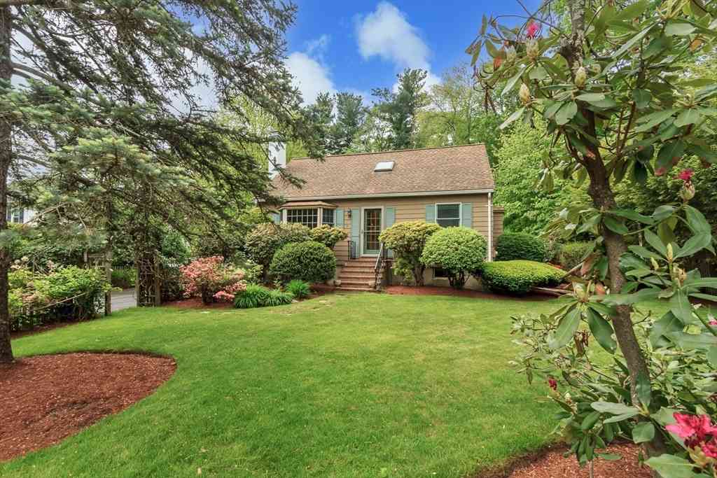 Homes For Sale - 9 Fernglade Rd<br/> Middlesex County, Burlington, MA 01803