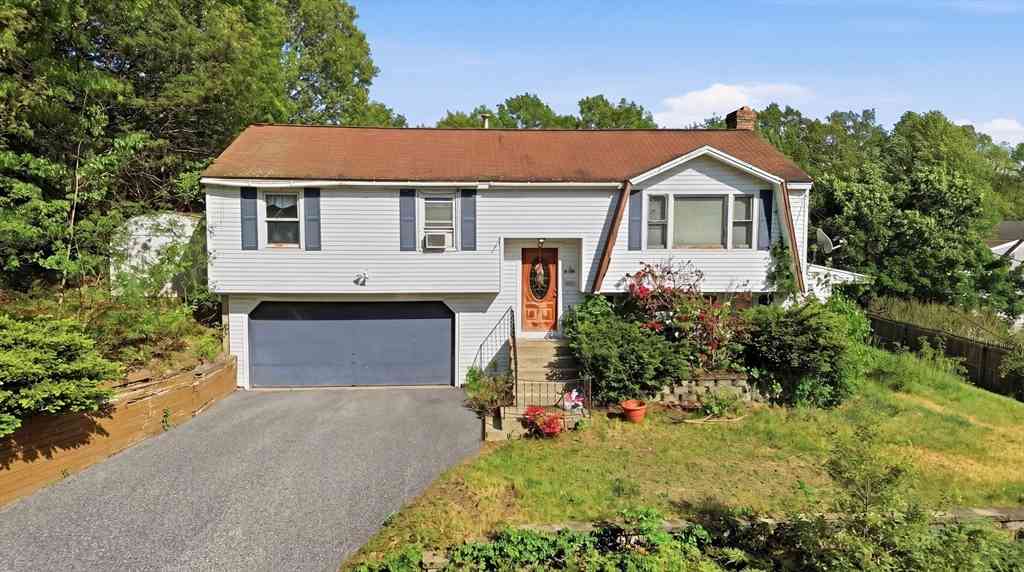 Homes For Sale - 3 Birchmont St<br/> Middlesex County, Tyngsboro, MA 01879