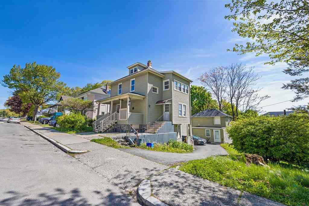 Multifamily For Rent - 201 Dana Ave<br/> Worcester, MA 01604