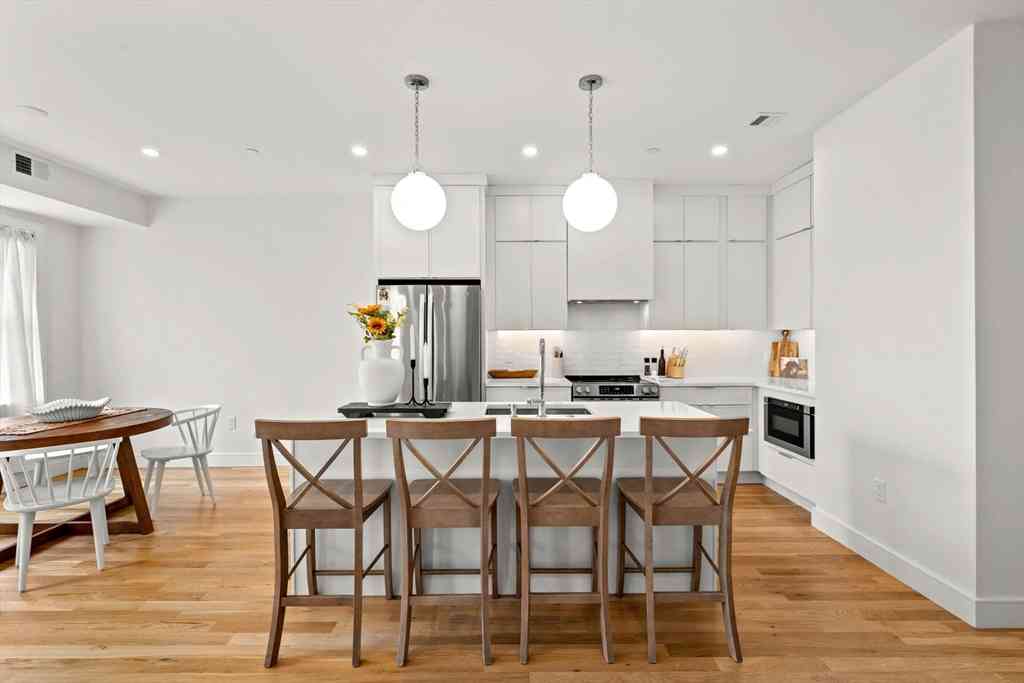 Condo For Sale - 298 Maverick St #3<br/> Boston, MA 02128