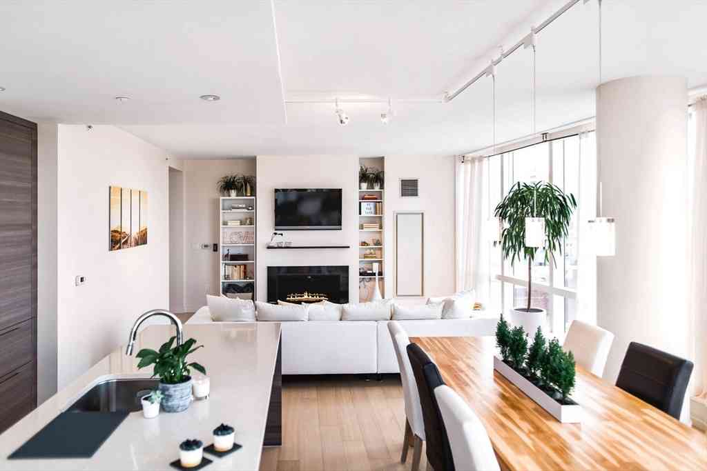Condo For Rent - 1 Franklin Street #1804<br/> Boston, MA 02110