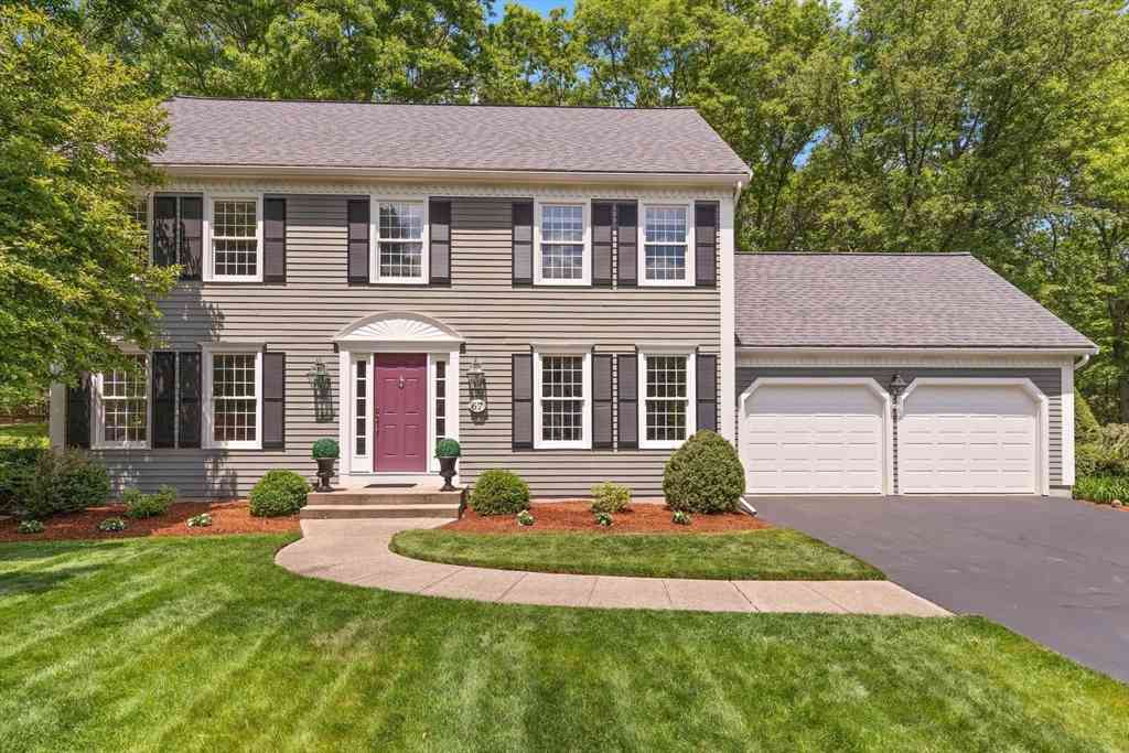 Homes For Sale - 67 Bridle Path<br/> Norfolk County, Franklin, MA 02038