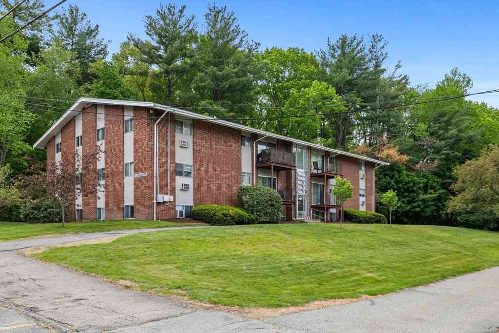 Condo For Sale - 11 Longwood Dr #7<br/> Andover, MA 01810