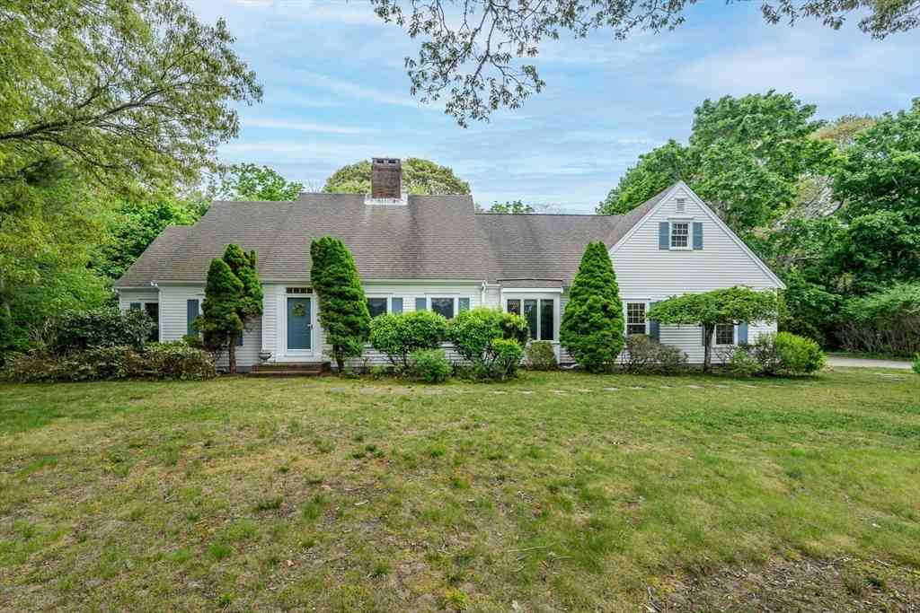 Homes For Sale - 19 Elmcroft Way<br/> Yarmouth, MA 02675