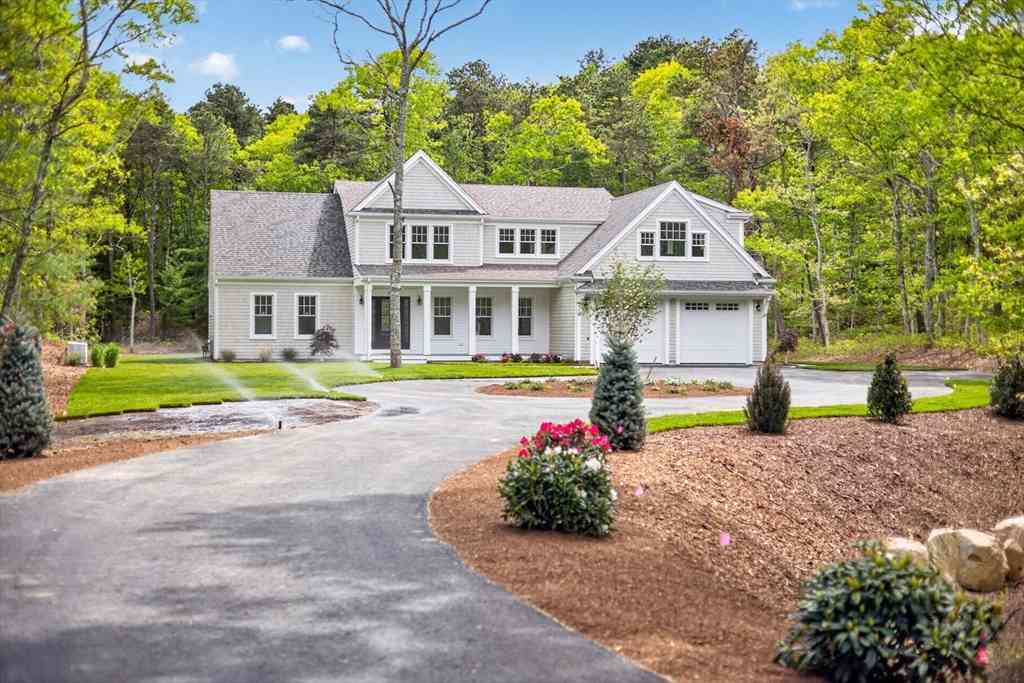 Homes For Sale - 153 Oakmont Dr<br/> Barnstable, MA 02675