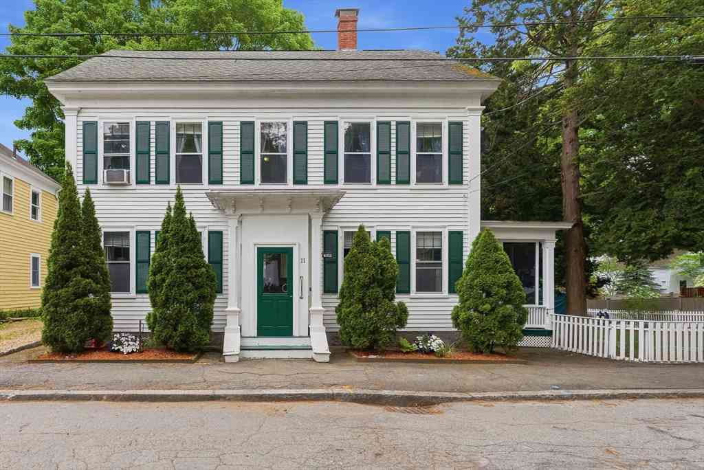 Homes For Sale - 11 Allen St<br/> Newburyport, MA 01950