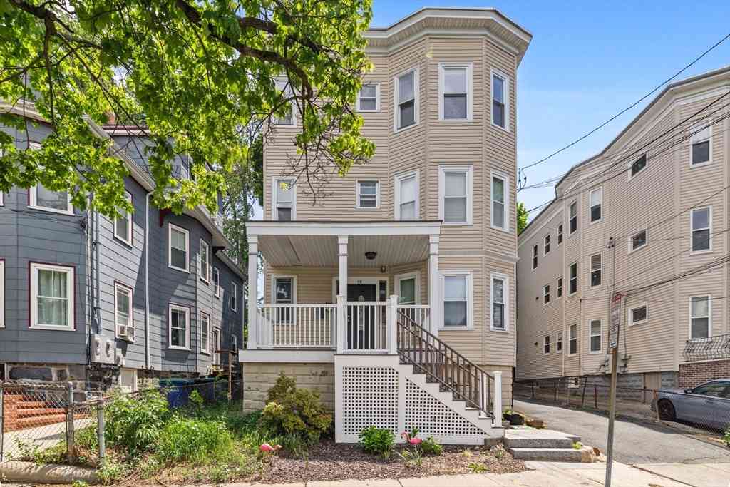 Condo For Sale - 12 Walter Terrace #3<br/> Somerville, MA 02145
